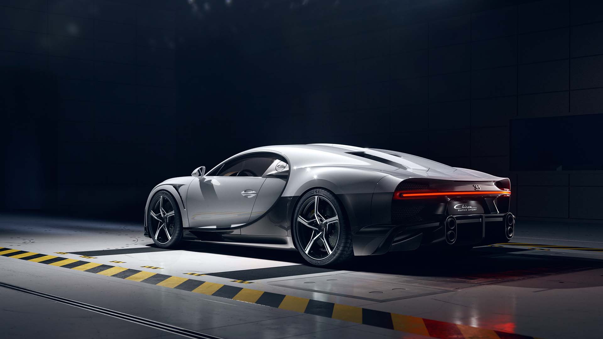 Discover the CHIRON SUPER SPORT